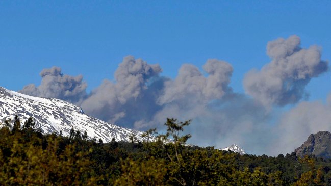 Volcán Copahue: Aún falta por evacuar a 280 personas