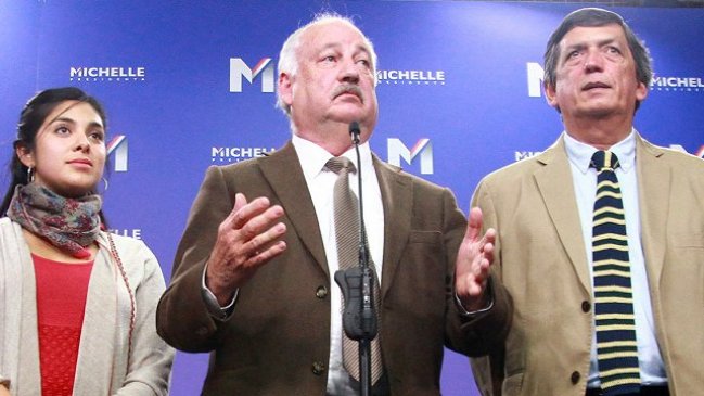 Cientista político: La gente considera normal el apoyo PC a Bachelet