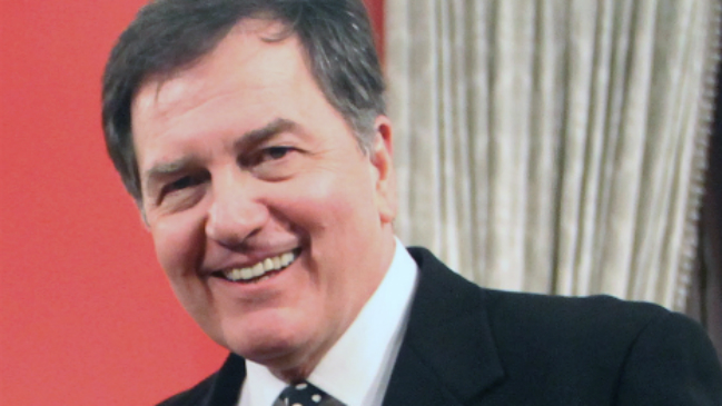 Roberto Ampuero: Crear el Ministerio de Cultura es muy importante