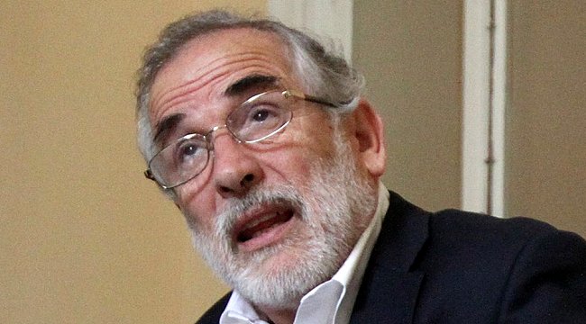 Carlos Montes se declaró a favor de la asamblea constituyente