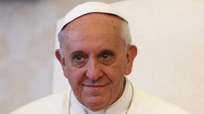 Papa Francisco llamó a combatir la 