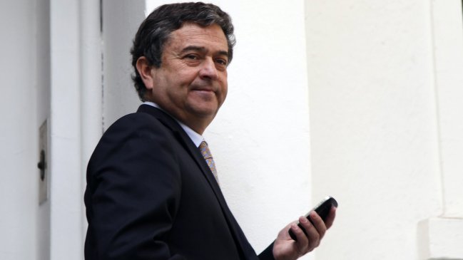 Coloma: Lo justo sería que se explicite quiénes van a votar por Longueira