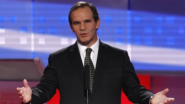 Encuesta Cooperativa: Allamand fue quien 