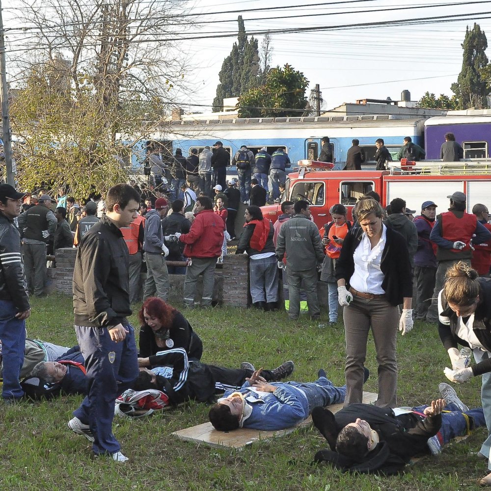 Comisión investigará accidente de tren de Argentina