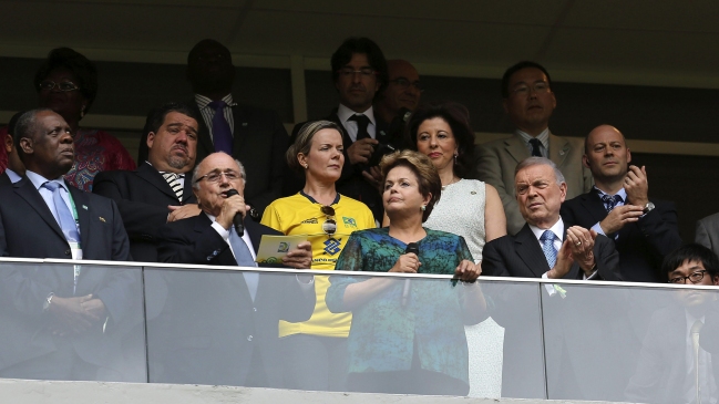 Dilma Rousseff y Joseph Blatter fueron abucheados en la Copa Confederaciones
