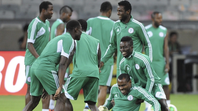 Nigeria intentará evitar una sorpresa ante Tahití por la Copa Confederaciones