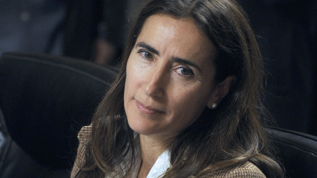 Mineduc: Renuncia del rector del Nacional depende del municipio