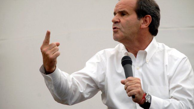 Allamand: Sector centro de la Concertación se sentirá huérfano post primarias