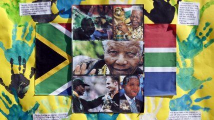 Nelson Mandela continúa 