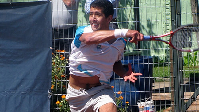 Hans Podlipnik cayó 10 lugares en el ránking de la ATP