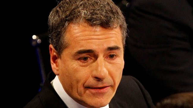 Velasco: Orrego cree que servir a Chile es mendigar un cargo público