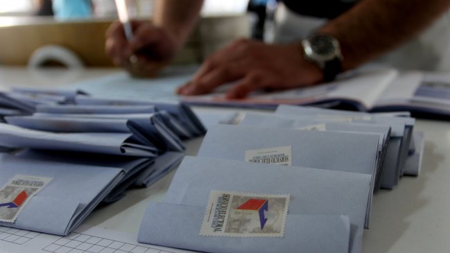 Primarias: Aún no llegan los votos a Juan Fernández