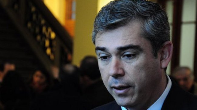 Funcionarios del SII quieren participar en debate tributario