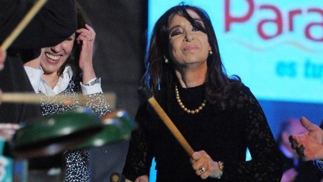 Cristina Fernández felicitó al papa Francisco por 
