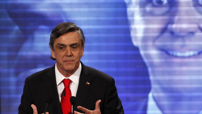 Longueira apuesta a celebrar con Golborne una victoria en las primarias