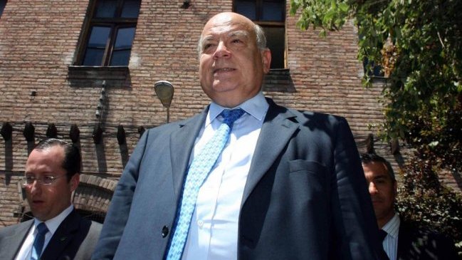 Insulza: Asamblea constituyente por decreto sería una crisis institucional