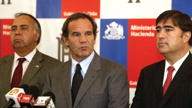 RN define participación en comando de Longueira: 