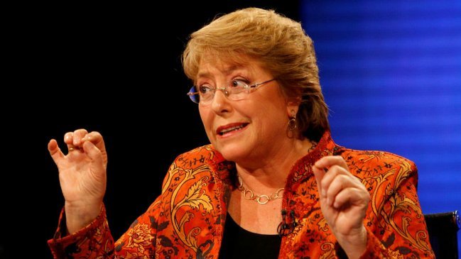The Economist destacó ventaja de Bachelet pese a propuestas 