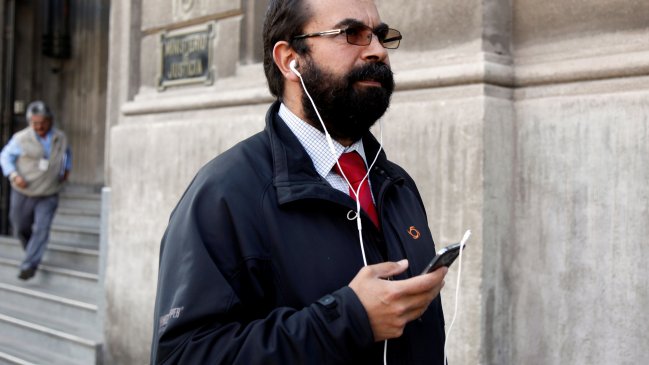 Diputado Gutiérrez cuestionó procedimiento de vacunación para acudir a La Tirana