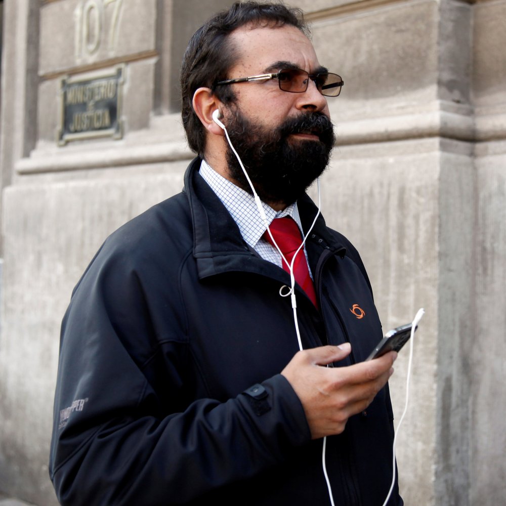 Diputado Gutiérrez cuestionó procedimiento de vacunación para acudir a La Tirana