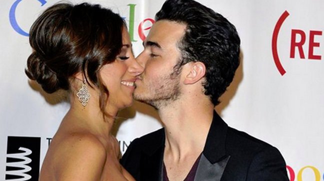 Kevin Jonas espera a su primer hijo