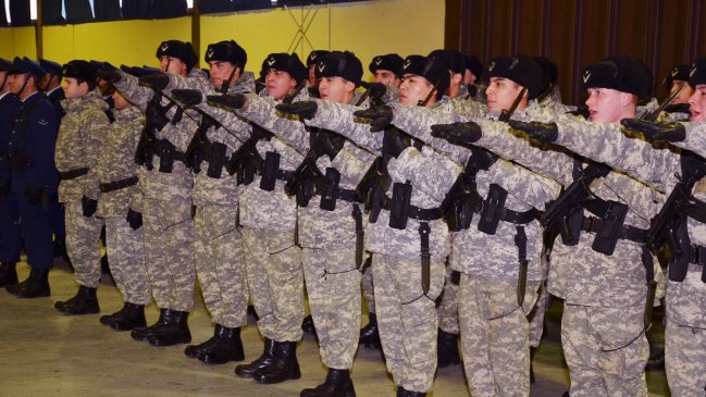 Conscriptos protagonizaron tradicional juramento a la bandera en Punta Arenas