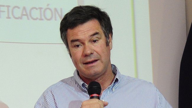 Vicepresidente RN se disculpó tras comparar a diputado UDI con 