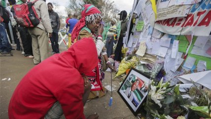 Mandela continúa respondiendo al tratamiento luego de 33 días hospitalizado