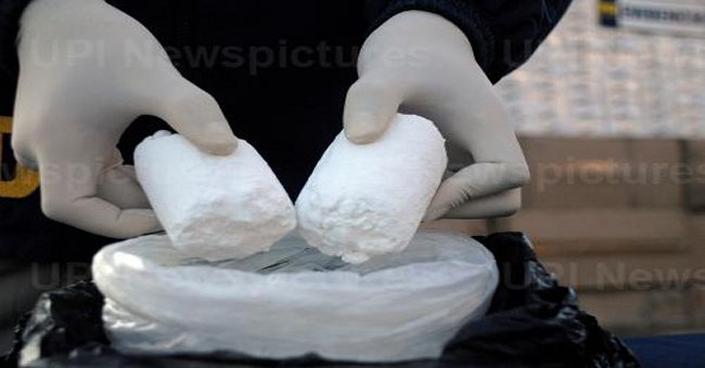 Sujetos fueron detenidos con casi dos kilos de cocaína en Valparaiso