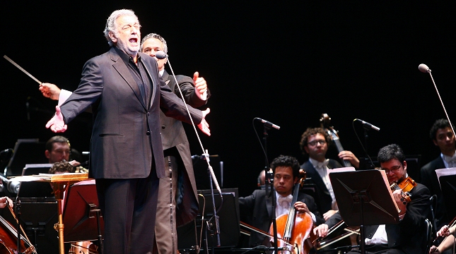 Plácido Domingo agradeció el cariño de 