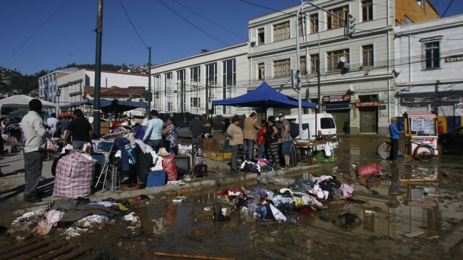 Autoridad sanitaria anunció vacunación en Valparaíso tras rotura de matriz