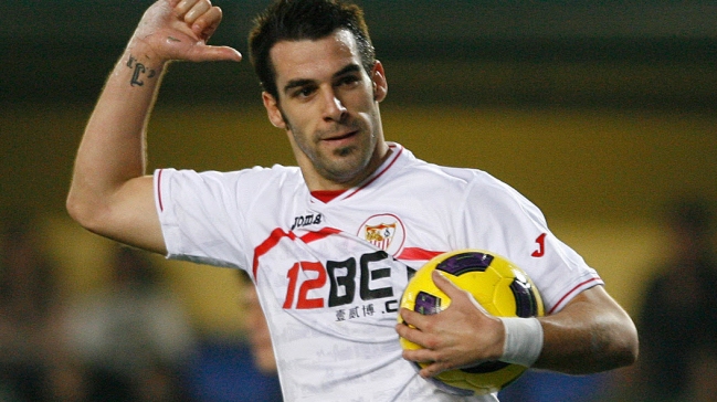 Presidente de Sevilla reconoció que Negredo está a un paso de Manchester City