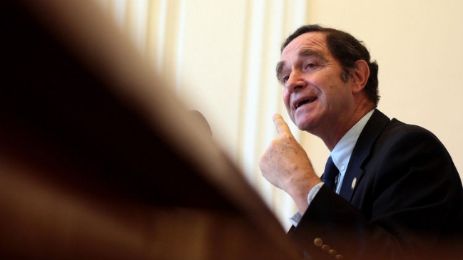 Hernán Larraín tras bajada de Longueira: 