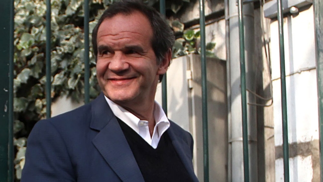 Allamand: Me interesa que continúen las conversaciones entre RN y UDI