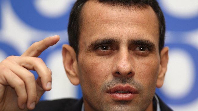 Alan García llamó a Capriles 