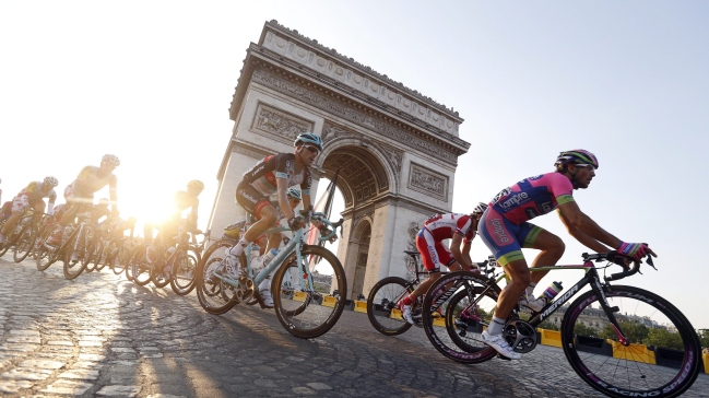 Alemán Kittel ganó en la coronación de Froome en el Tour