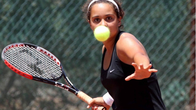 Chilenas siguen sin repuntar en el ranking de la WTA
