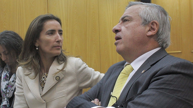 Gobierno obligará a reetiquetar siliconas escolares tras fatal accidente de menor