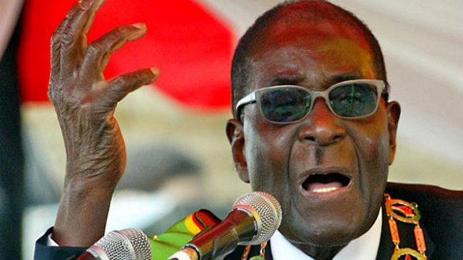 Presidente de Zimbabwe promete 
