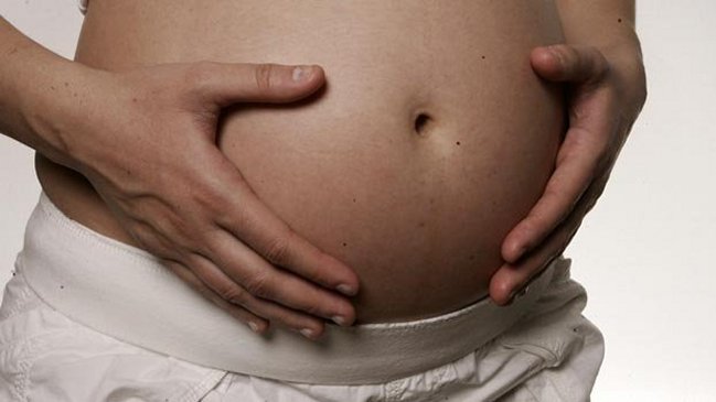 Menor de 12 años embarazada será trasladada a hogar del Sename