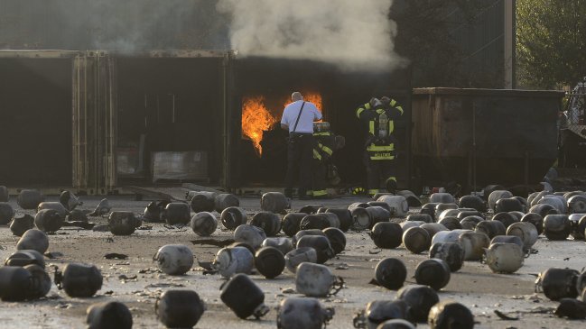 Explosiones de planta de gas dejaron al menos ocho trabajadores heridos en EE.UU.