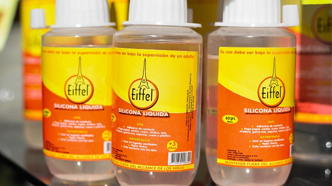 Dos escolares fueron internados por intoxicación con silicona líquida en Chillán