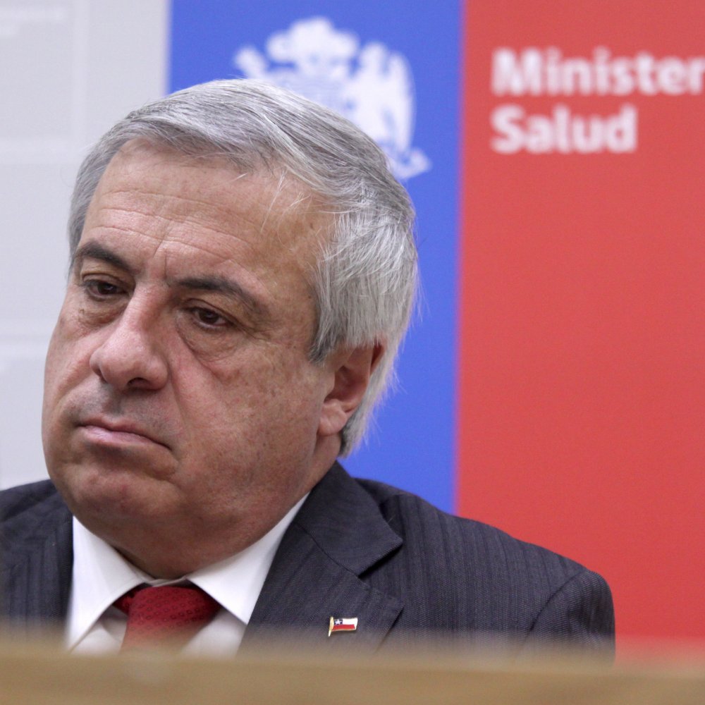 Ministro Mañalich anunció que se mantiene alerta sanitaria
