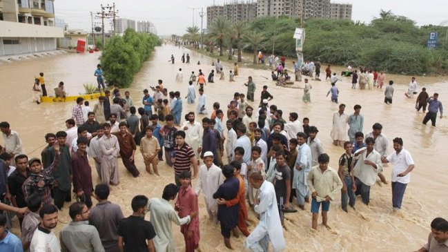 Al menos 53 muertos en inundaciones en Pakistán