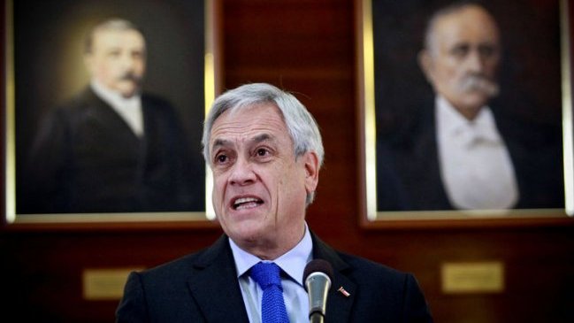 Encuesta Cooperativa: Presidente Piñera sigue con nota 4,2