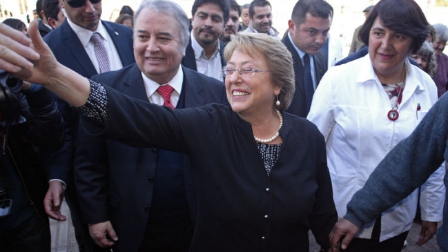 Vocero de Bachelet adelanta una campaña 