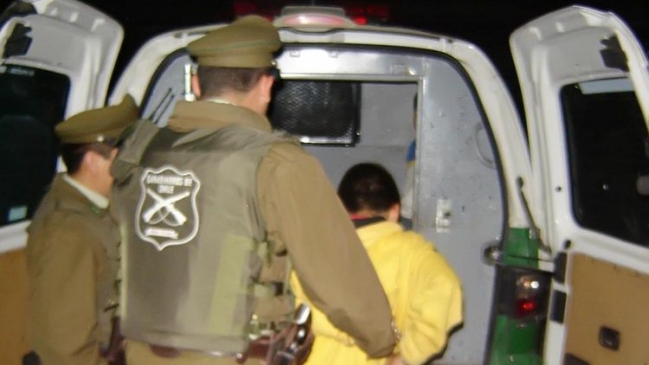 Delincuentes protagonizaron persecución y balacera en Paine