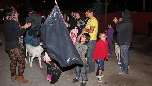 Nuevo cacerolazo realizan habitantes de Tocopilla
