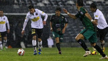 Colo Colo celebró bajo la lluvia por Copa Sudamericana ante El Tanque Sisley