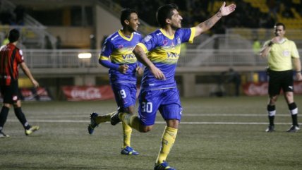 Angel Rojas marcó la ventaja para Everton sobre Rangers